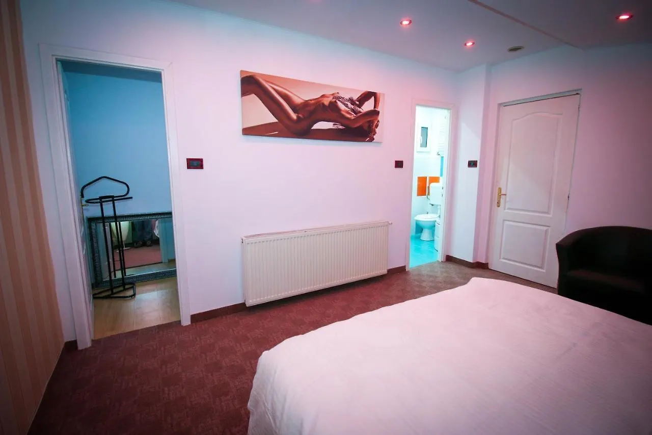 Hotel de apartamente Karma Luxury Room Bucureşti