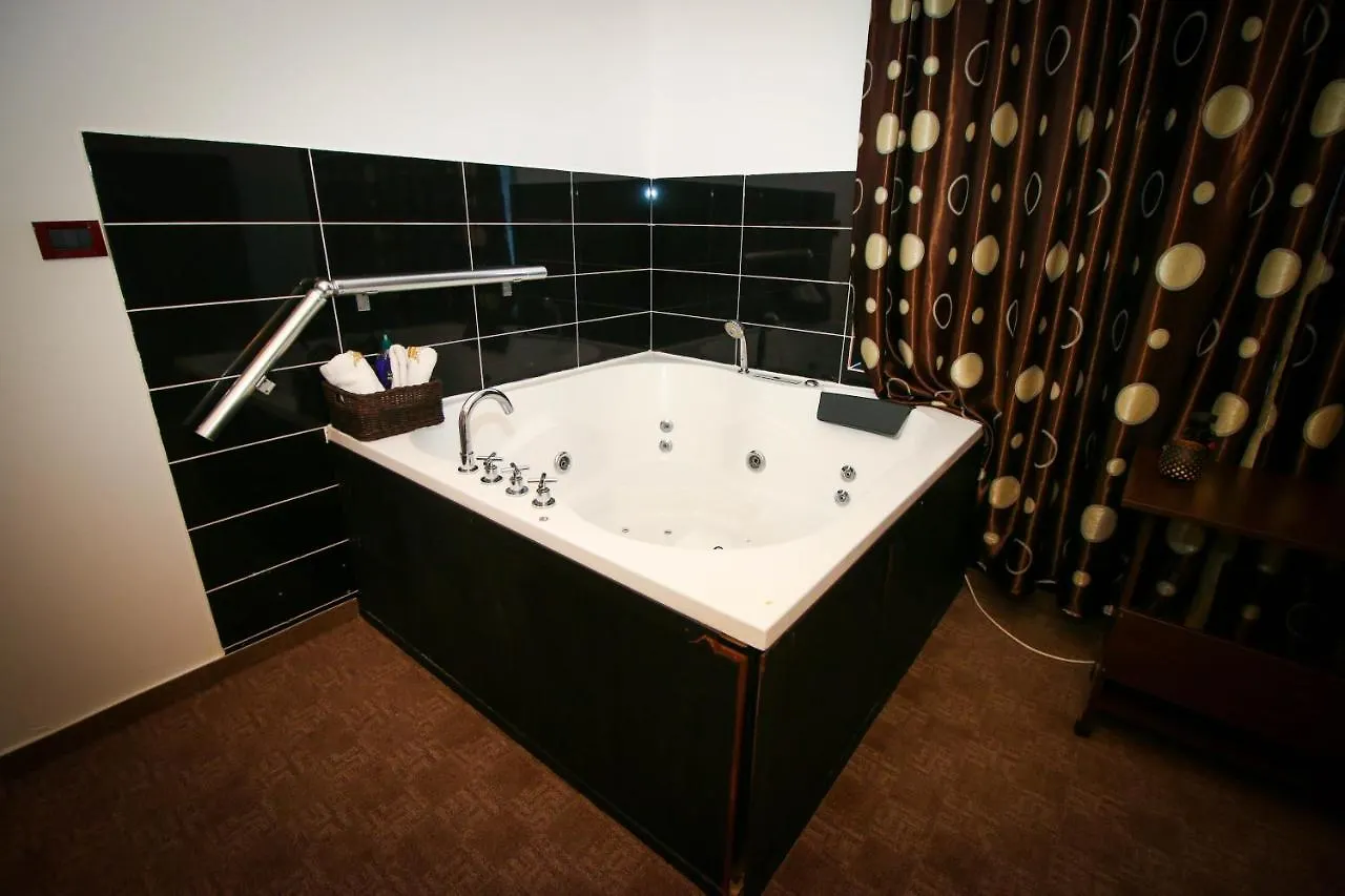 Karma Luxury Room Bucureşti
