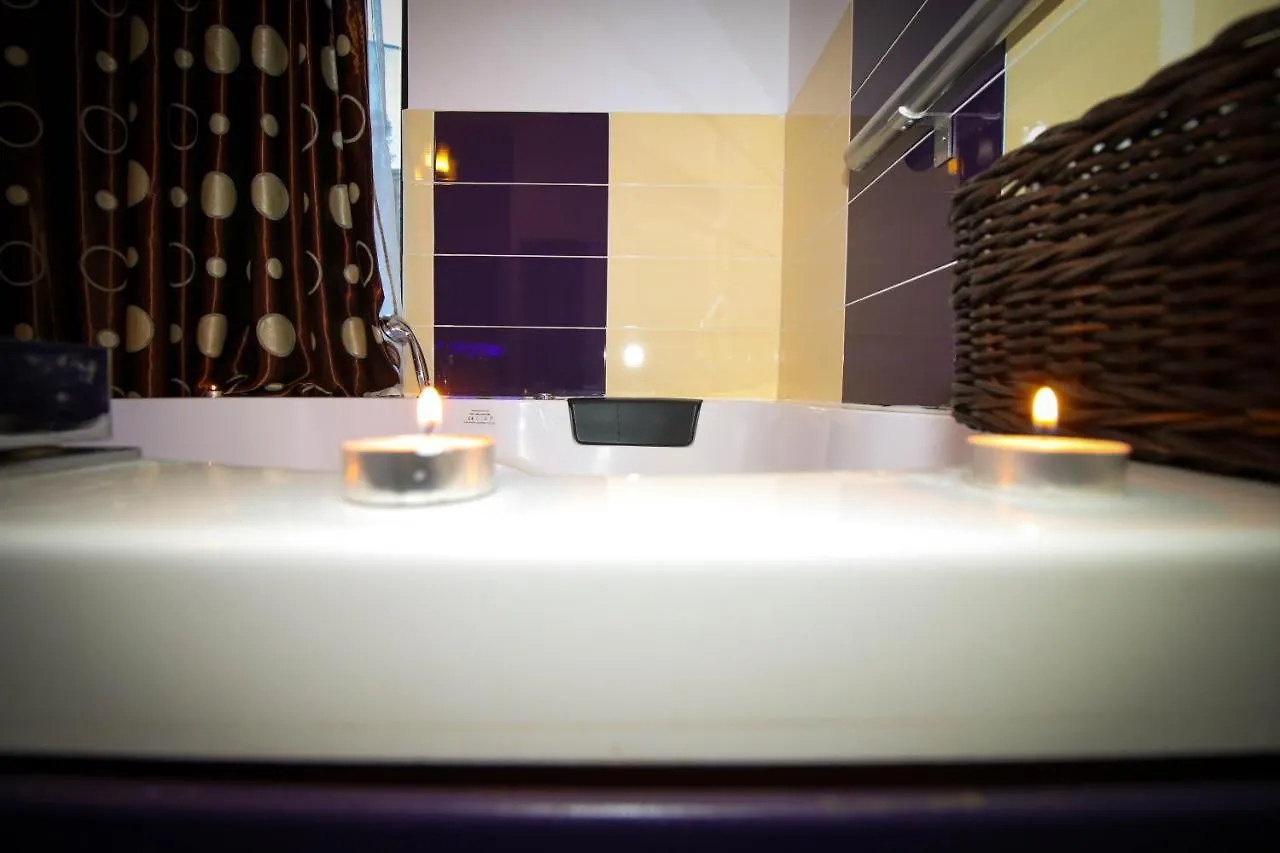 Hotel de apartamente Karma Luxury Room Bucureşti